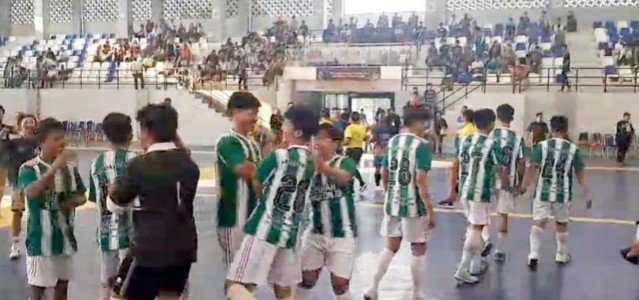 16 Tim Bertanding di Turnamen Futsal Kapolres Cup 2025 Untuk Masuk 8 Besar