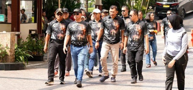 Panglima TNI dan Ratusan Sahabat Lama Berbagi di CFD dan Nobar Film “Believe”
