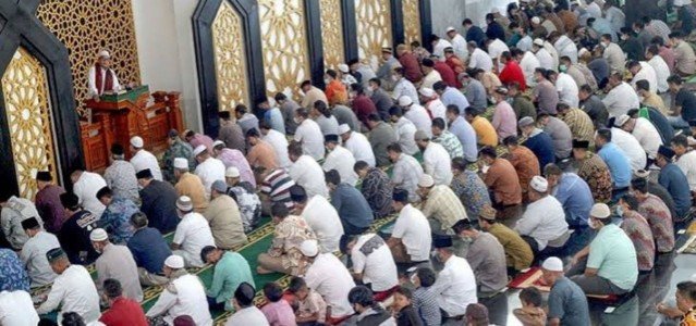 Sholat Jumat: Kewajiban dan Keutamaan bagi Muslim