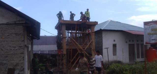 Sumur Bor dan Tower Air Bersih Kamanglale Hampir Rampung, Satgas TMMD 125 Kodim 1506/Namlea Dibantu Masyarakat
