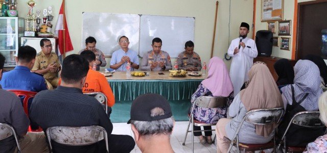 Kapolres Jakarta Barat Gelar Ngopi Kamtibmas di Kebon Jeruk Serap Aspirasi Warga