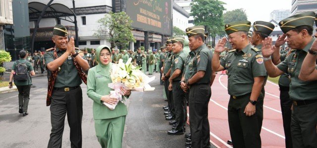 Wakil Panglima TNI Ikuti Tradisi Pengantar Tugas di Mabesad