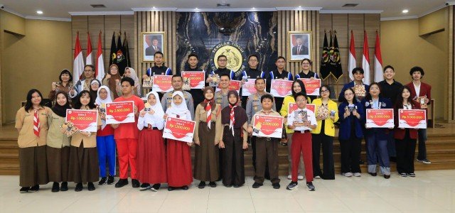 STIK-PTIK Akhiri Gebyar Merah Putih HUT RI ke-80 dengan Penyerahan Hadiah dan Piagam