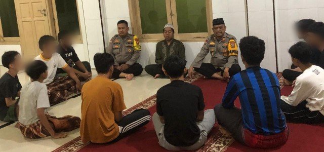 Polsek Tambora Bina 10 Remaja Terlibat Tawuran Lewat Program Pesantren Kilat