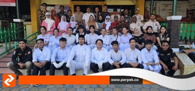 Karang Taruna Unit RW 01 Kelurahan Angke Gelar Upacara Peringati HUT RI ke-80