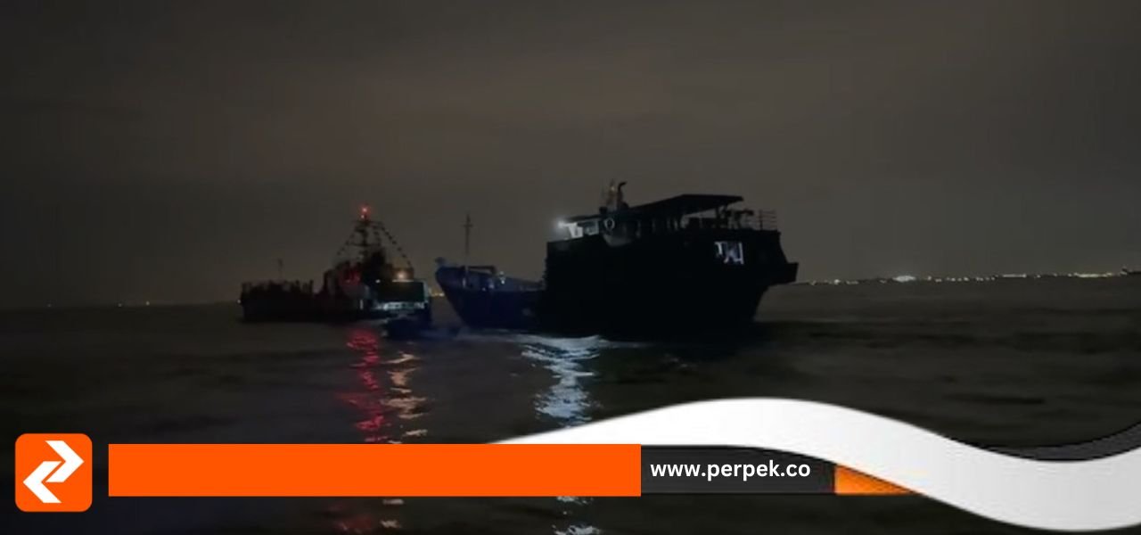 Bakamla RI Berhasil Selamatkan Kapal Nelayan Mati Mesin di Perairan Batam