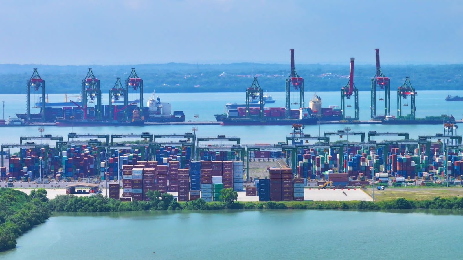 TTL Perkuat Kesiapan Operasional Hadapi Lonjakan Arus Petikemas Natal & Tahun Baru 2026