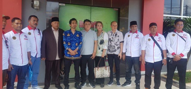 Kuasa Hukum Ahli Waris Lim En Tong Lakukan Mediasi dengan Desa Cirarab Soal Sengketa Lahan 187 Hektare