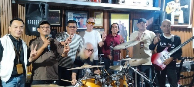 Komisaris Dragon Law Firm dan Pengurus FWJ Indonesia Silaturahmi dengan Pendiri Panbers