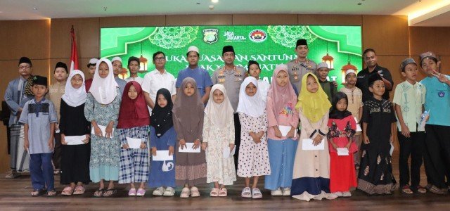 Polres Jakbar Santuni Anak Yatim dan Berbagi Takjil di Momentum Bukber Bersama Awak Media
