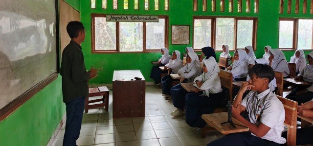 TMMD ke-128 Kodim 0621 Kabupaten Bogor Sentuh Pendidikan Karakter dan Layanan Kesehatan