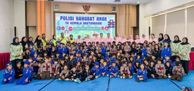 Edukasi Sejak Usia Dini, Polres Metro Tangerang Kota Ajak Anak TK Tertib Berlalu Lintas