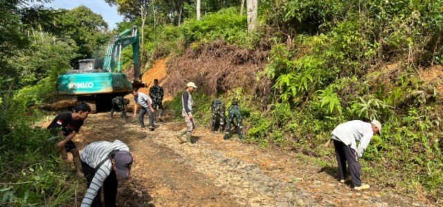 TMMD ke-128 0621/Kab. Bogor : Pembangunan Jalan Capai 4,9 Km, Sisa Sedikit Lagi