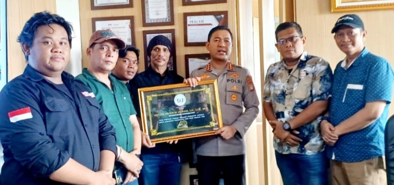 Kapolres Metro Kota Tangerang dan Kadis LH Diapresiasi FWJ Indonesia