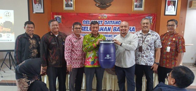 Angga, Camat Mampang Terus Gencarkan Sosialisasi Pemilahan Sampah di Wilayahnya