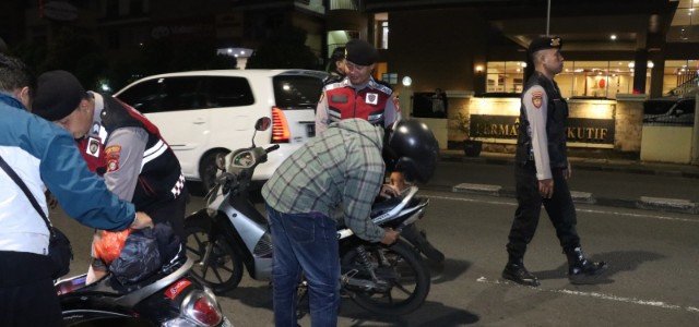 Patroli Mobile Hingga Dini Hari, Polres Jakbar Perkuat Pencegahan Kejahatan Jalanan
