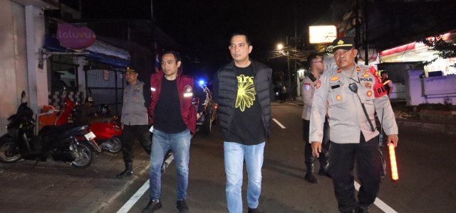 Wakapolres Jakbar Turun Langsung Pantau Razia Kejahatan Jalanan dan Patroli Mobile