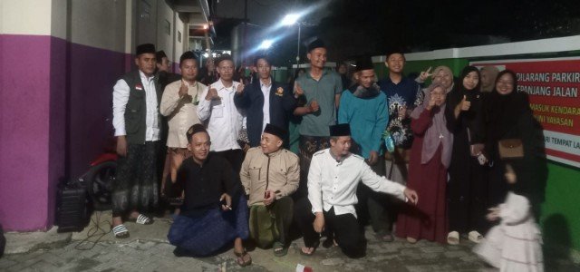 Cahaya Muharram, Harmoni Warga: Semarak Pawai Obor di RT 005 Kenanga