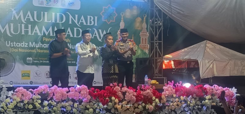 Polsek Bekasi Barat Berikan Pengamanan Tabligh Akbar Maulid Nabi